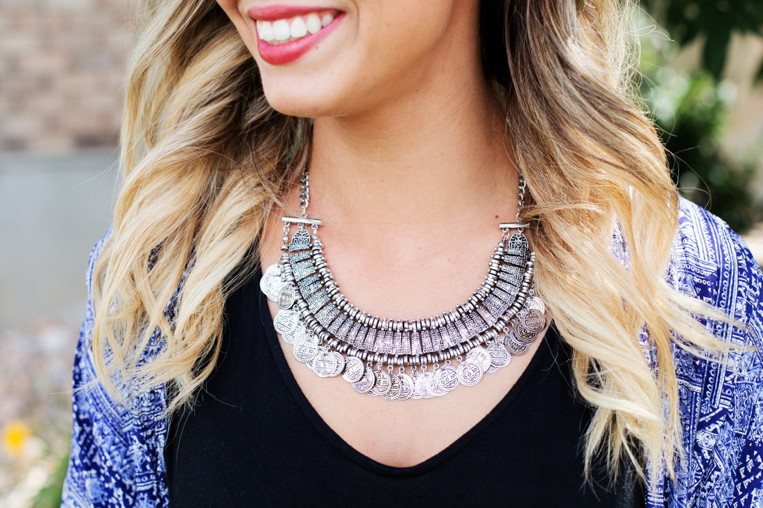 How to Wear a Necklace: 5 Tips You Must Know